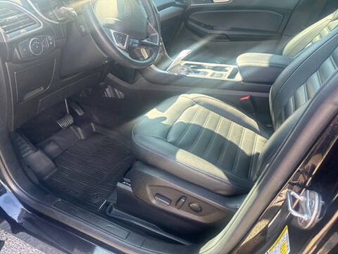2021 Ford Edge SEL
