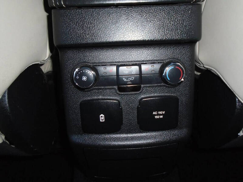 2019 Ford Explorer Platinum