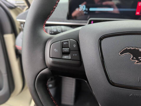 2025 Ford Mustang Mach-E Premium