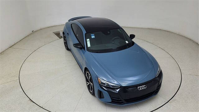 2022 Audi e-tron GT quattro Premium Plus