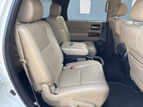2013 Toyota Sequoia Platinum