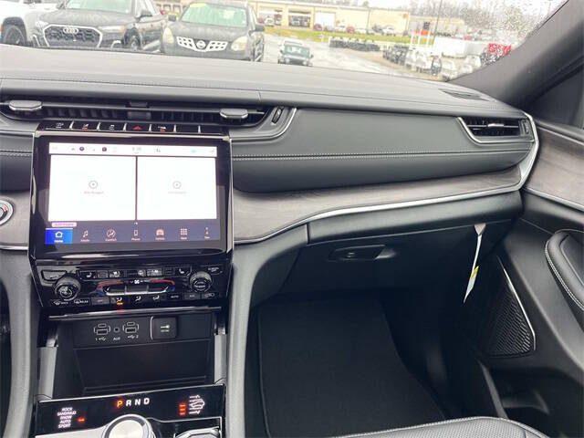 2025 Jeep Grand Cherokee L Overland