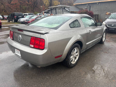 2008 Ford Mustang V6 Deluxe