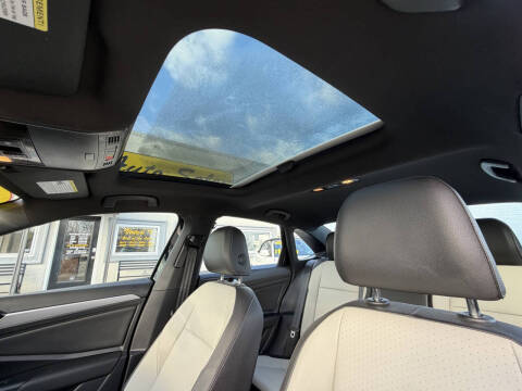 2021 Volkswagen Jetta R-Line