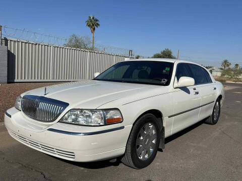 2004 Lincoln Town Car Ultimate L