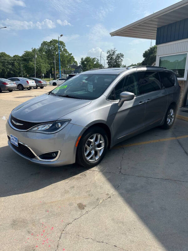 2018 Chrysler Pacifica Touring L Plus