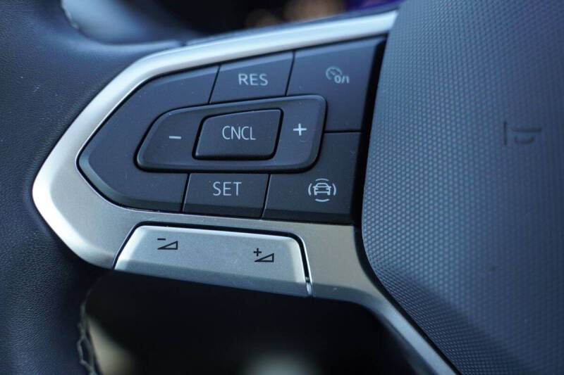 2022 Volkswagen Taos SE 4Motion