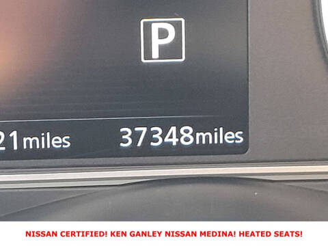 2023 Nissan Versa SR