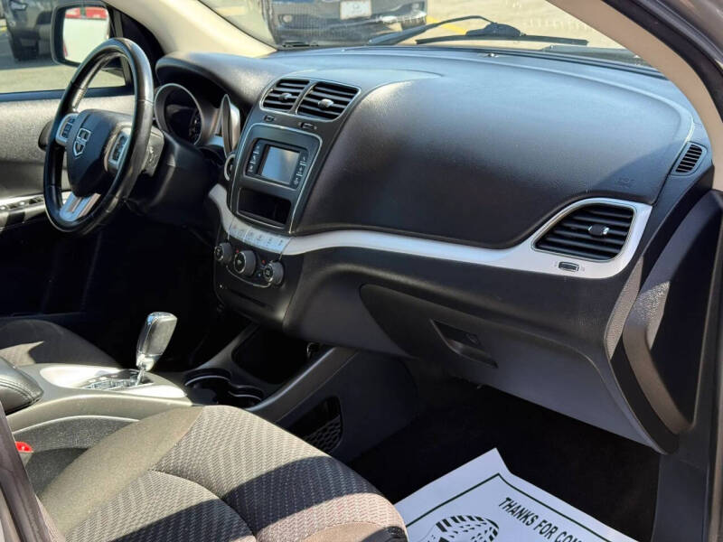 2020 Dodge Journey SE Value