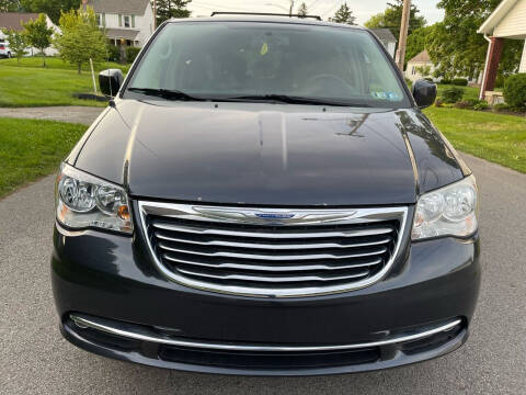 2014 Chrysler Town and Country for sale at Via Roma Auto Sales in Columbus OH