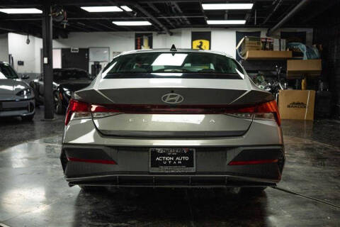 2024 Hyundai Elantra SEL