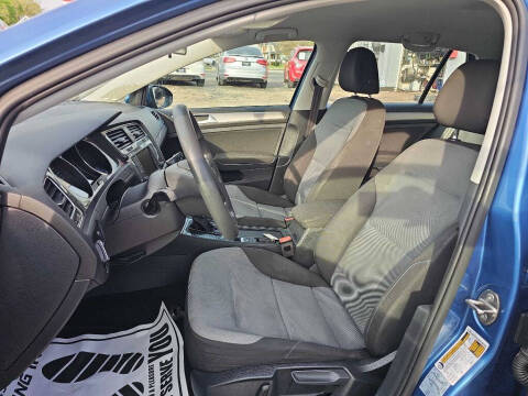 2016 Volkswagen e-Golf SE