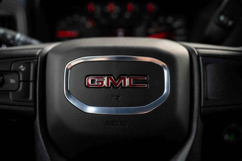 2025 GMC Sierra 2500HD Pro