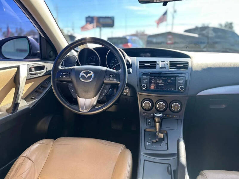 2013 Mazda MAZDA3 i Grand Touring