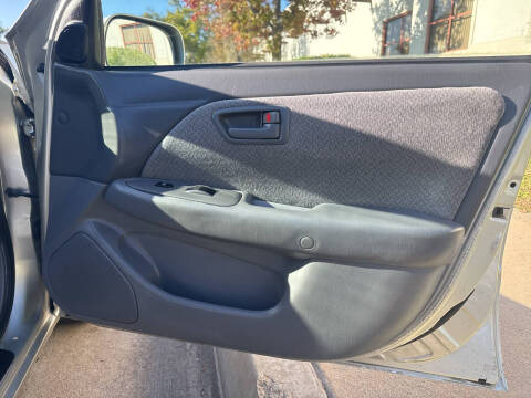 2000 Toyota Camry LE