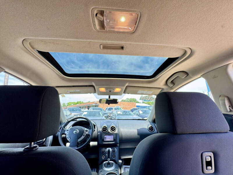 2012 Nissan Rogue S