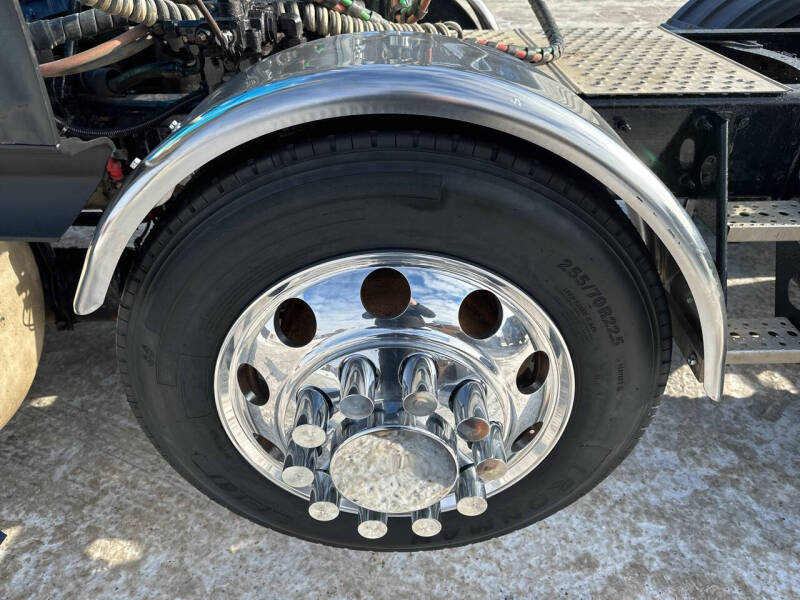 2016 Freightliner Cascadia