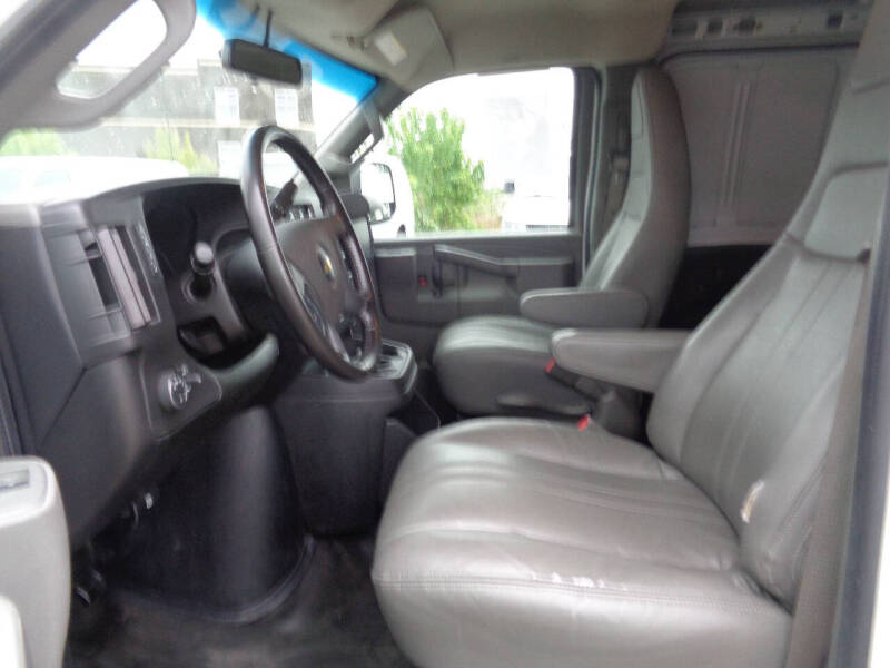 2021 Chevrolet Express 2500