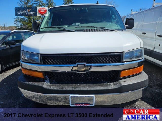 2017 Chevrolet Express LT 3500