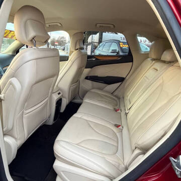 2016 Lincoln MKC Select