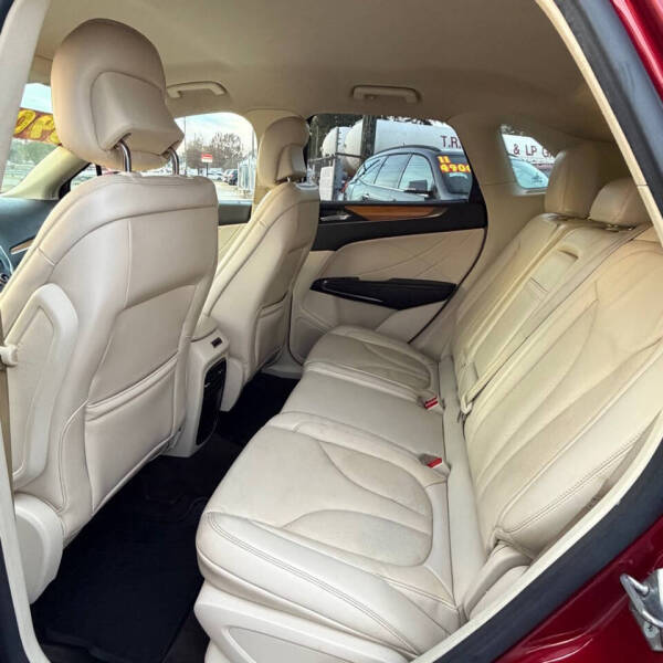 2016 Lincoln MKC Select