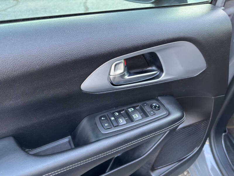 2021 Chrysler Pacifica Touring