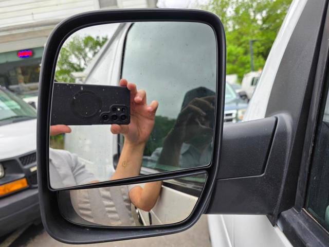 2005 Ford E-Series E-350 SD