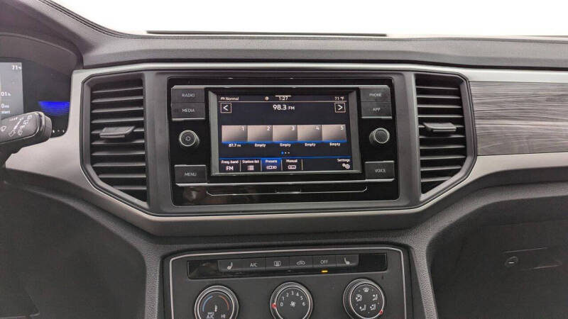 2022 Volkswagen Atlas Cross Sport SE 4Motion