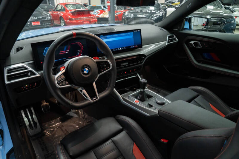 2025 BMW M2