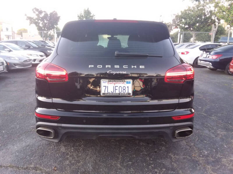 2016 Porsche Cayenne