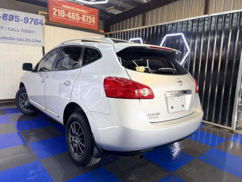 2014 Nissan Rogue Select S