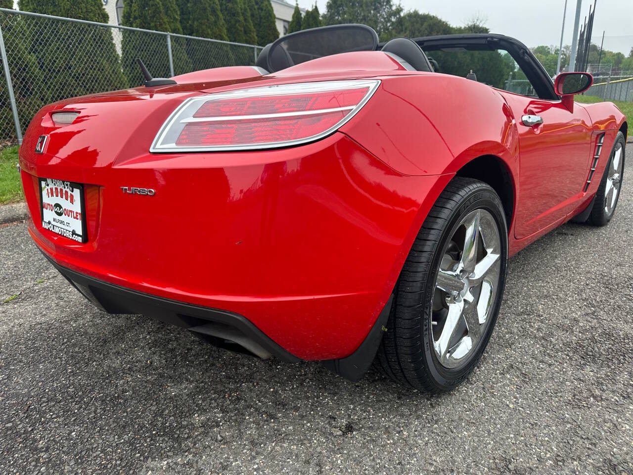 2008 Saturn SKY 24