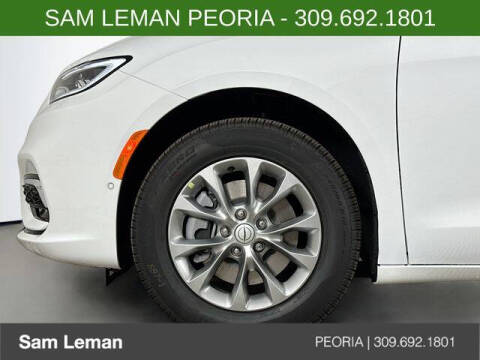 2026 Chrysler Pacifica Select