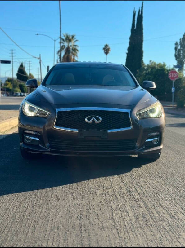 2015 Infiniti Q50 for sale at AA Auto Sales & Registration Inc in Studio City CA