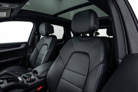 2025 Porsche Cayenne S