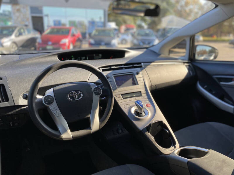 2012 Toyota Prius Plug-in Hybrid