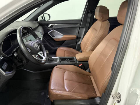 2019 Audi Q3 quattro S line Prem Plus 45 TFSI