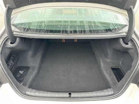 2022 BMW 5 Series 530i