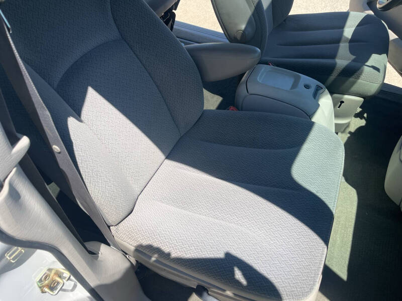 2005 Dodge Grand Caravan SXT