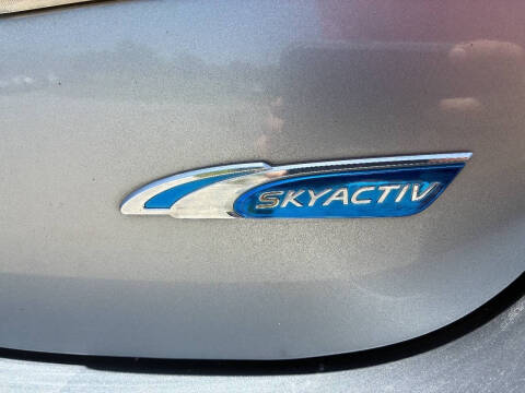 2013 Mazda MAZDA3 i Touring