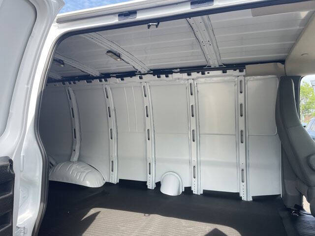 2026 Chevrolet Express 2500