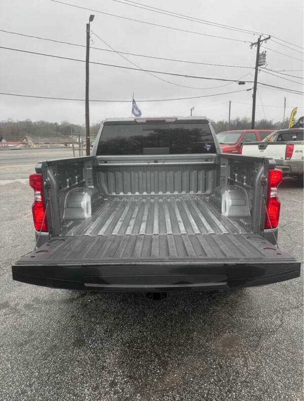 2020 Chevrolet Silverado 1500 LT photo 6