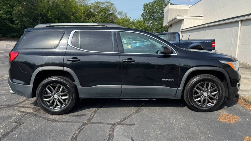 2017 GMC Acadia SLT-1