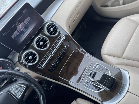 2017 Mercedes-Benz GLC GLC 300 4MATIC