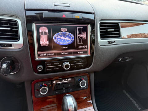 2013 Volkswagen Touareg TDI Lux