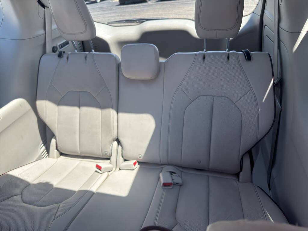 2020 Chrysler Pacifica 26