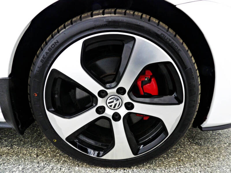 2016 Volkswagen Golf GTI S