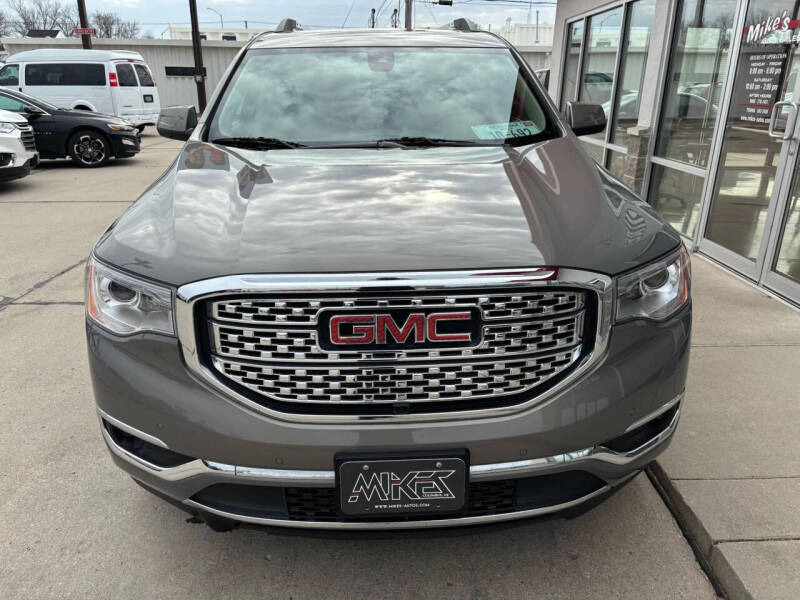 2019 GMC Acadia Denali