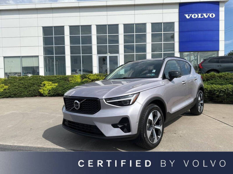 2026 Volvo XC40 B5 Plus