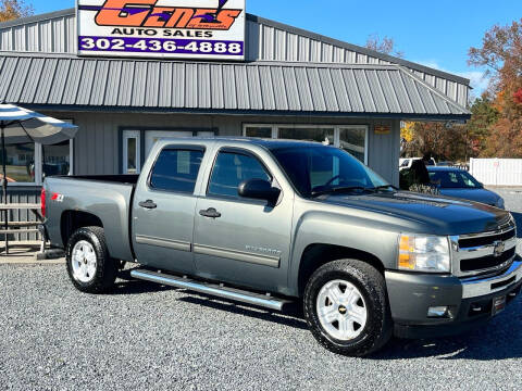 2011 Chevrolet Silverado 1500 for sale at GENE'S AUTO SALES in Selbyville DE